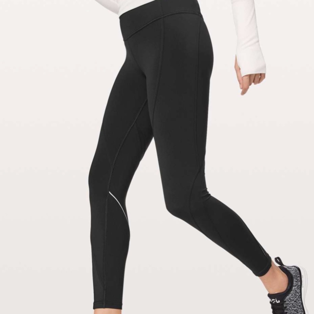 Chasing Miles Tight Lululemon size 4 Brand New